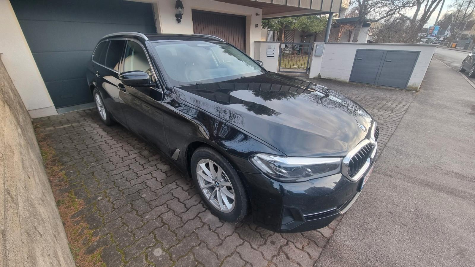 BMW 520dxT Mild Hybrid AHK SH HIFI LED Service Inkl.