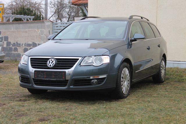 Volkswagen Passat Variant 1.8 Tüv neu  SHZ/Tempo/Nav PDC