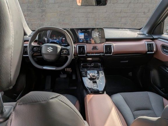 Suzuki e Vitara - Bild 11