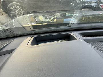 KIA Sorento - 10