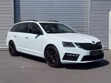 Skoda Octavia Combi RS DSG ACC LED Navi Pano Kam SHZ - Skoda Octavia RS mit Diesel-Antrieb