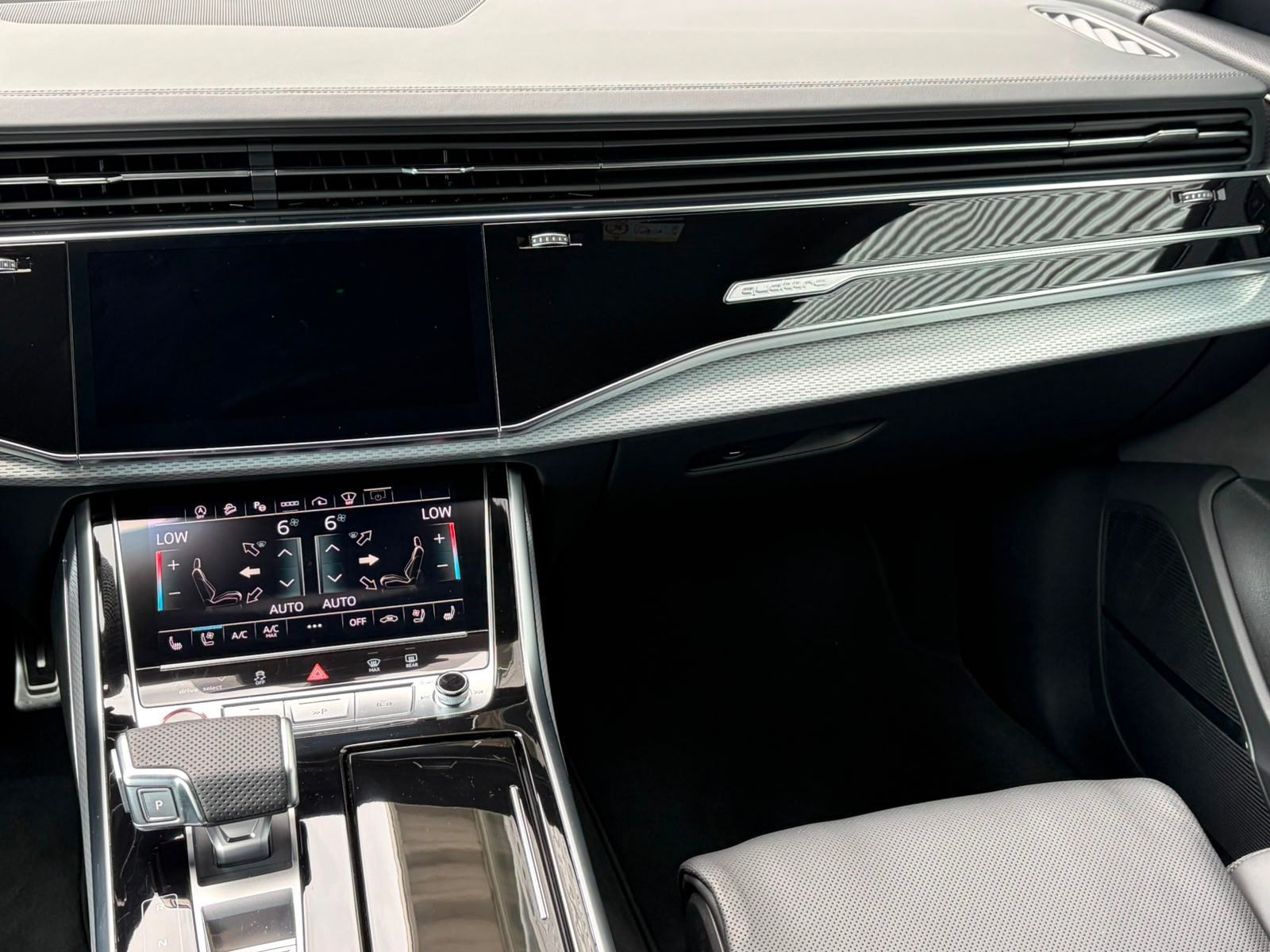 Audi RSQ8 - Bild 14