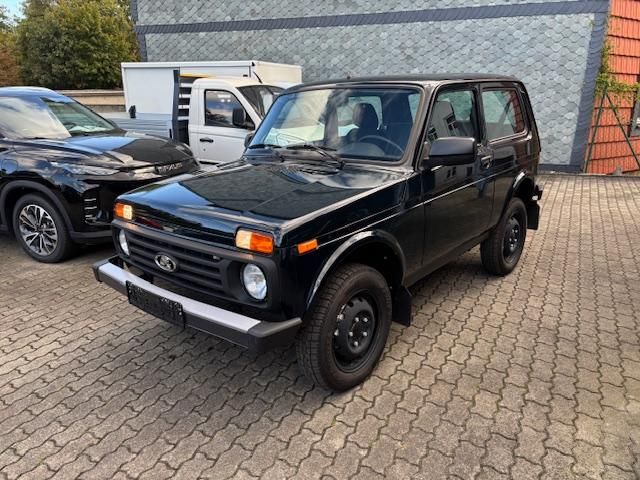 Lada Niva LEGEND 1.7 4x4 PUR +NEU+ALLRAD+ABS+MODELL24