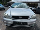 Opel Astra 1.6 16V Comfort - Opel Astra Comfort mit Benzin-Antrieb