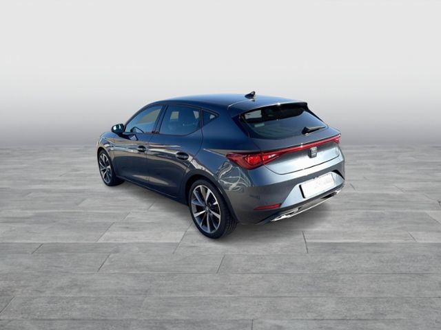 Leon FR 1.5eTSI DSG NAVI AHK KAMERA SHZG LED KLI