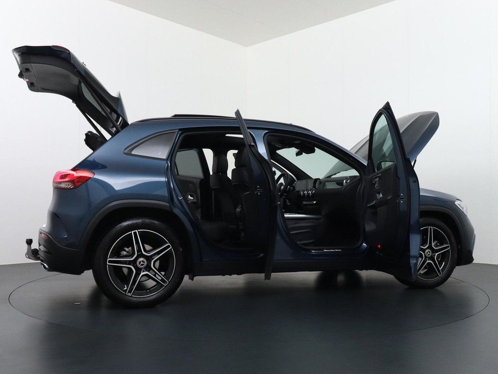 Mercedes-Benz GLA 200 AMG Business Solution | Panorama - Schie