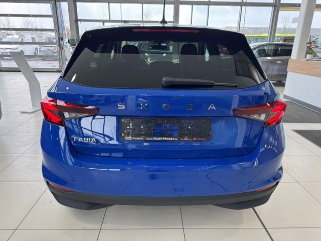 Fabia Essence 1.0 SHZG*Klima*PDC*LED*4-Türen