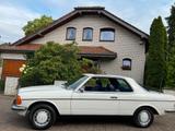 Mercedes-Benz 230 CE Coupé*W123*Automatik*S.Dach*Toller Zustnd - Mercedes-Benz S123