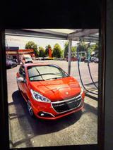 Peugeot 208 1.2 Allure PureTech 110 STOP & START Allure - Peugeot 208 Gebrauchtwagen in Köln