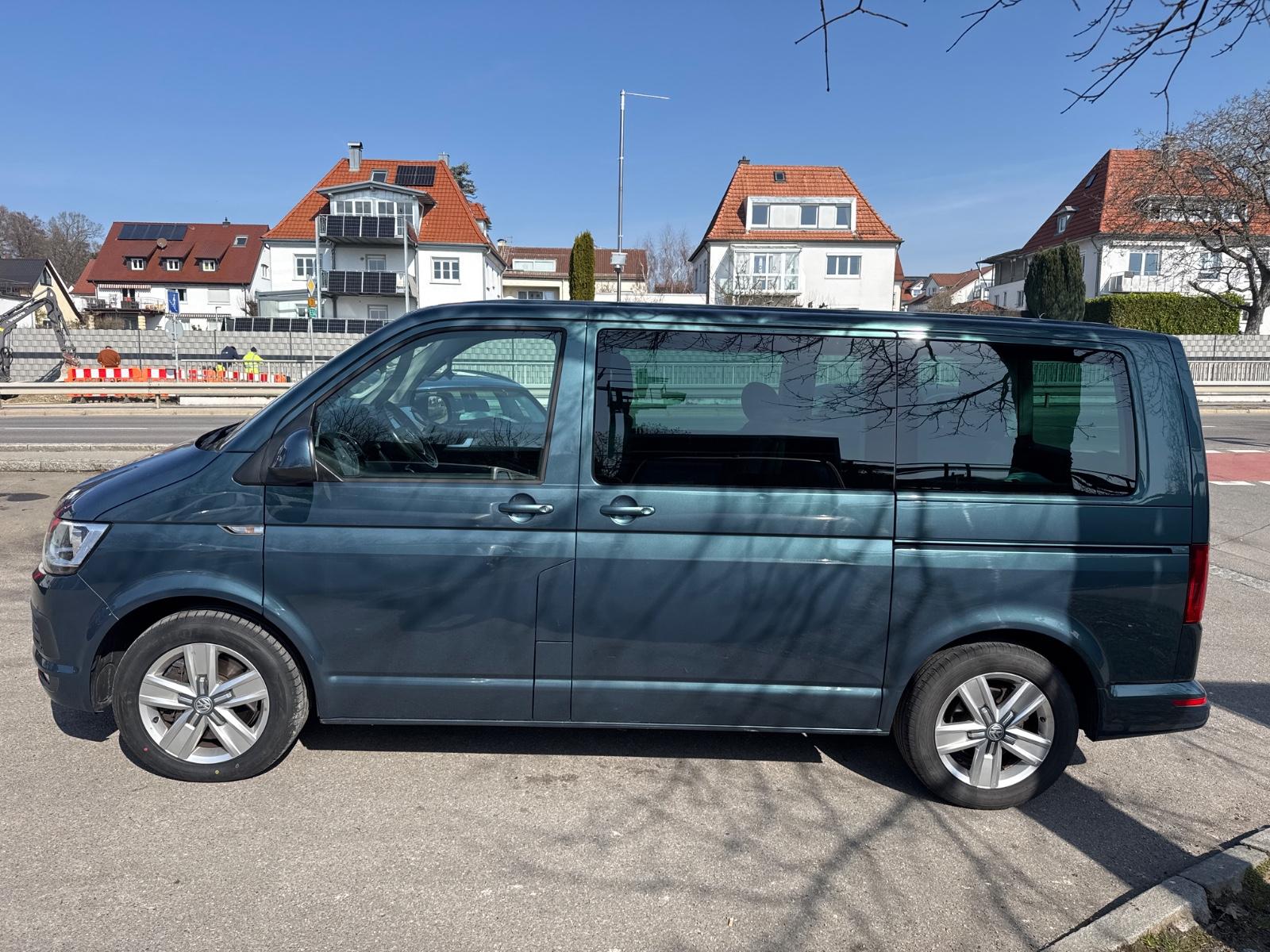 Volkswagen T6 Multivan*DSG*7SITZER*STHZG*4WD*AHK*NAVI*