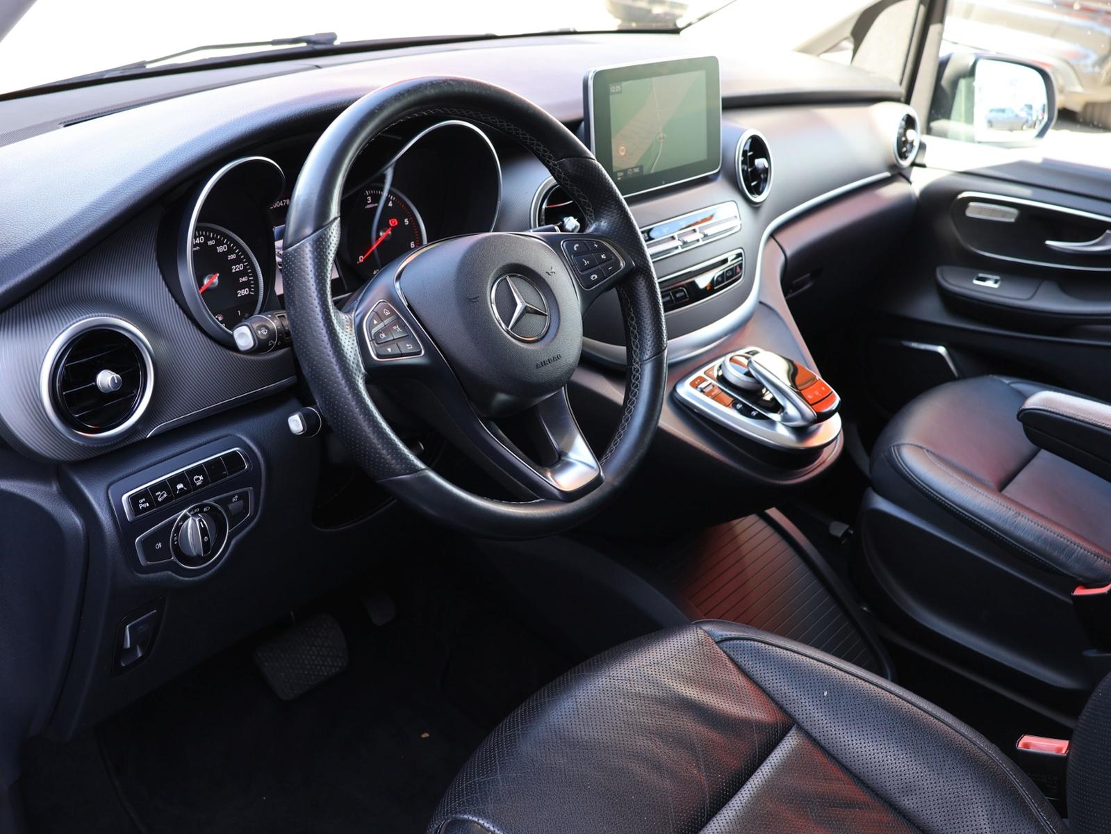 Mercedes-Benz V 250 d AVANTGARDE EDITION 4MATIC lang