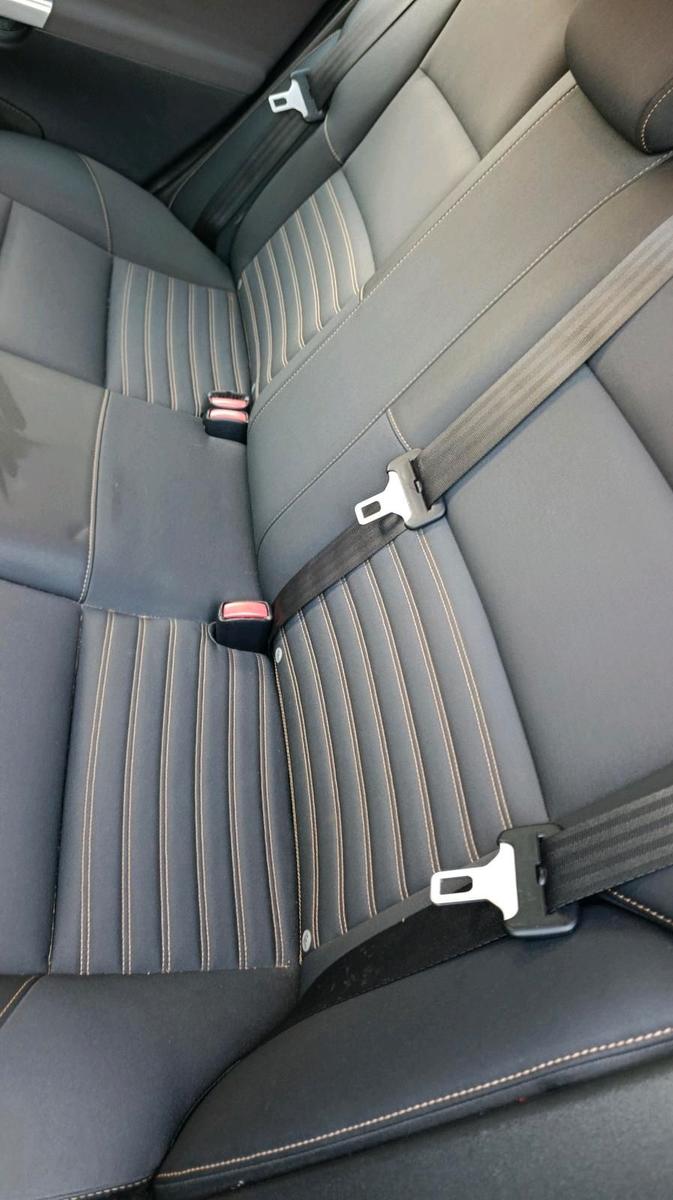 Volvo V50 2010 — photo 14