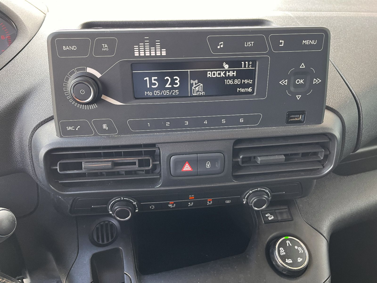 Fahrzeugabbildung Peugeot Partner Premium L2