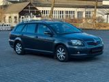 Toyota Avensis Combi Executive 2,2-l-D-CAT - Toyota Avensis aus 2007 mit Diesel-Antrieb