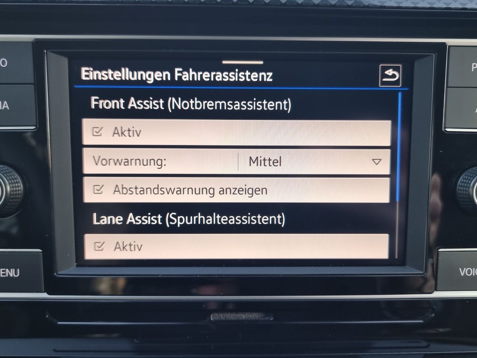 Fahrzeugabbildung Volkswagen Polo Life TSI LED SH PDC DAB+ WeConnect Klima