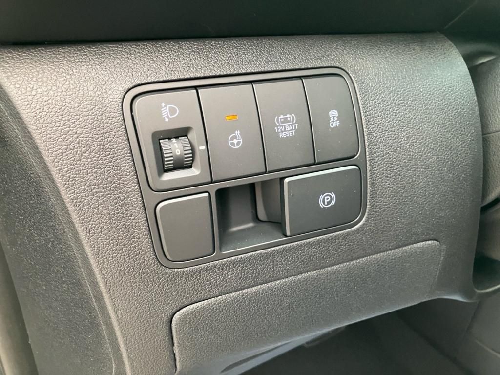 Fahrzeugabbildung Hyundai STARIA (9-Sitzer) HEV 1.6 T-GDI 2WD 6-AT Prime