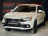 Mitsubishi ASX Edition 100 #Navi #CarPlay #Kamera #SHZ - Mitsubishi ASX: Weiß