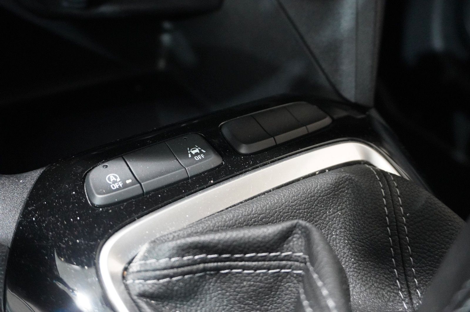 Fahrzeugabbildung Opel Corsa F 1.2 FACELIFT NAVI/LED/KAMERA/VIRTU./DAB+