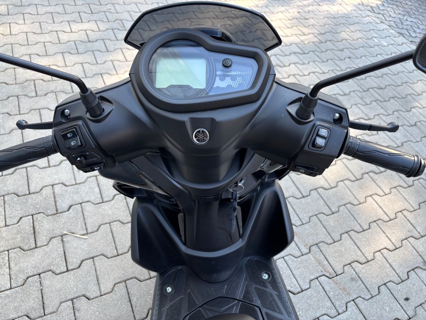 Fahrzeugabbildung Yamaha Rayzr 125 Modelljahr 2024