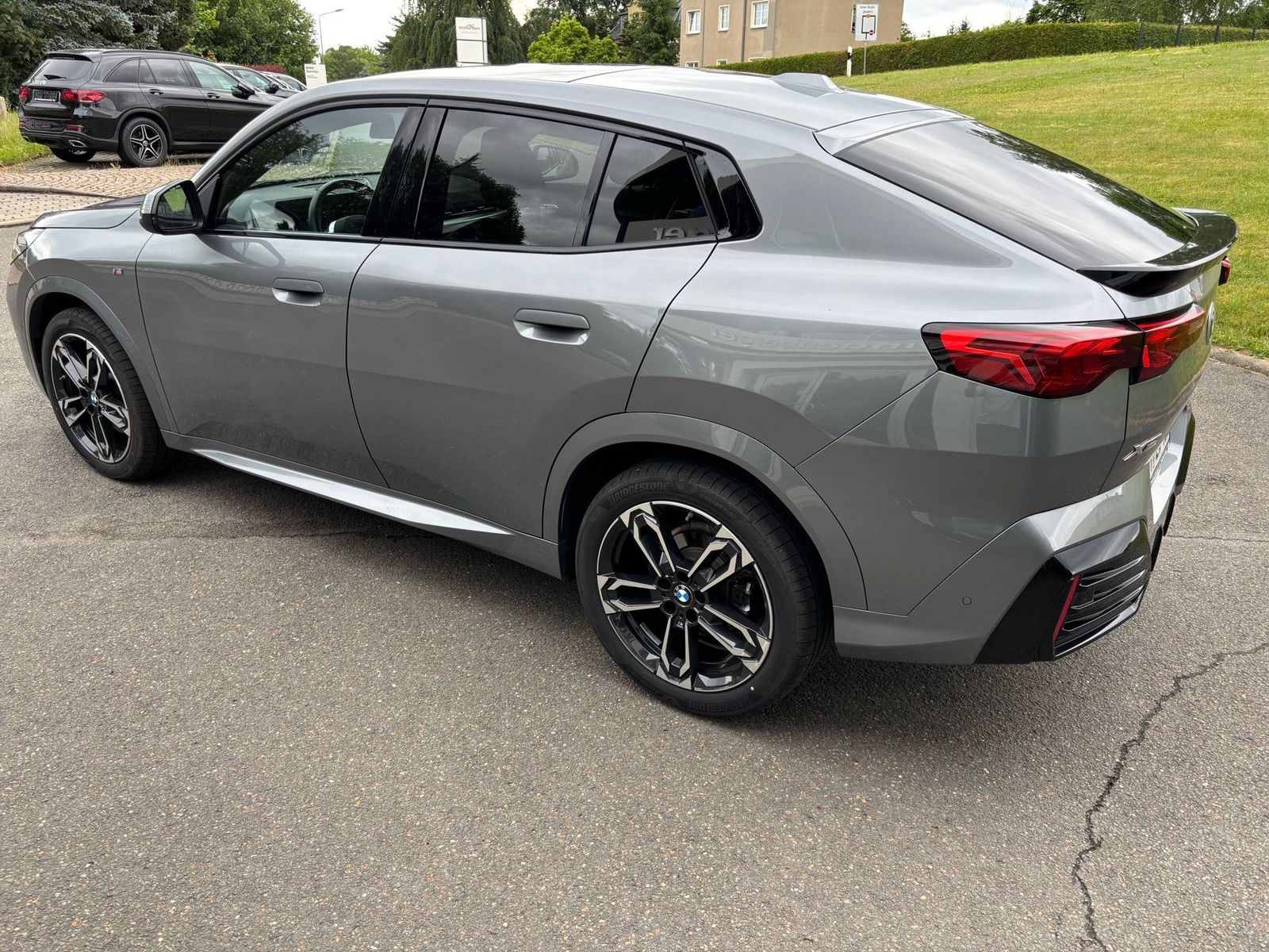 BMW X2 sDrive20i M-Sportpaket Navi Sitzhzg. DAB foto 3