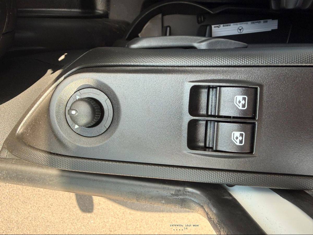 Fahrzeugabbildung Iveco Daily 35S14B Pritsche *R 3450 mm*AHK*Kamera