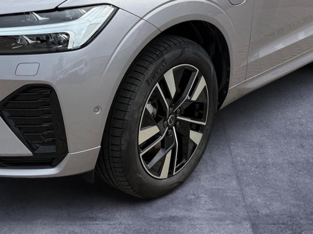 Volvo XC60 T6 Plug-In Hybrid AWD Plus Dark Mj26 mit 36