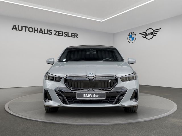 Foto Nummer 5: BMW i5