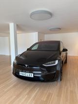 Tesla Model X Plaid  - Tesla Model X: Plaid