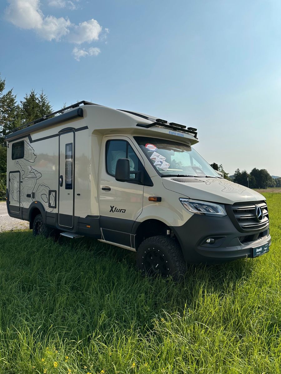 Fahrzeugabbildung Eura Mobil XTURA XT 686 EF *Sofort, GSRII, Leder Grau*