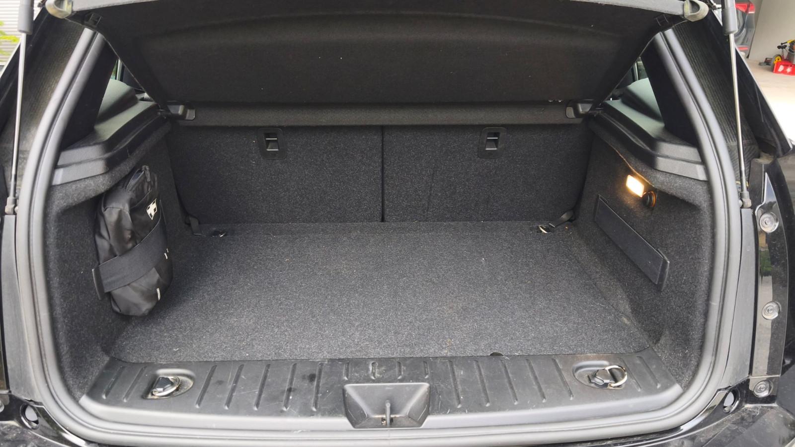 BMW i3 (94 Ah) - Frauenfahrzeug