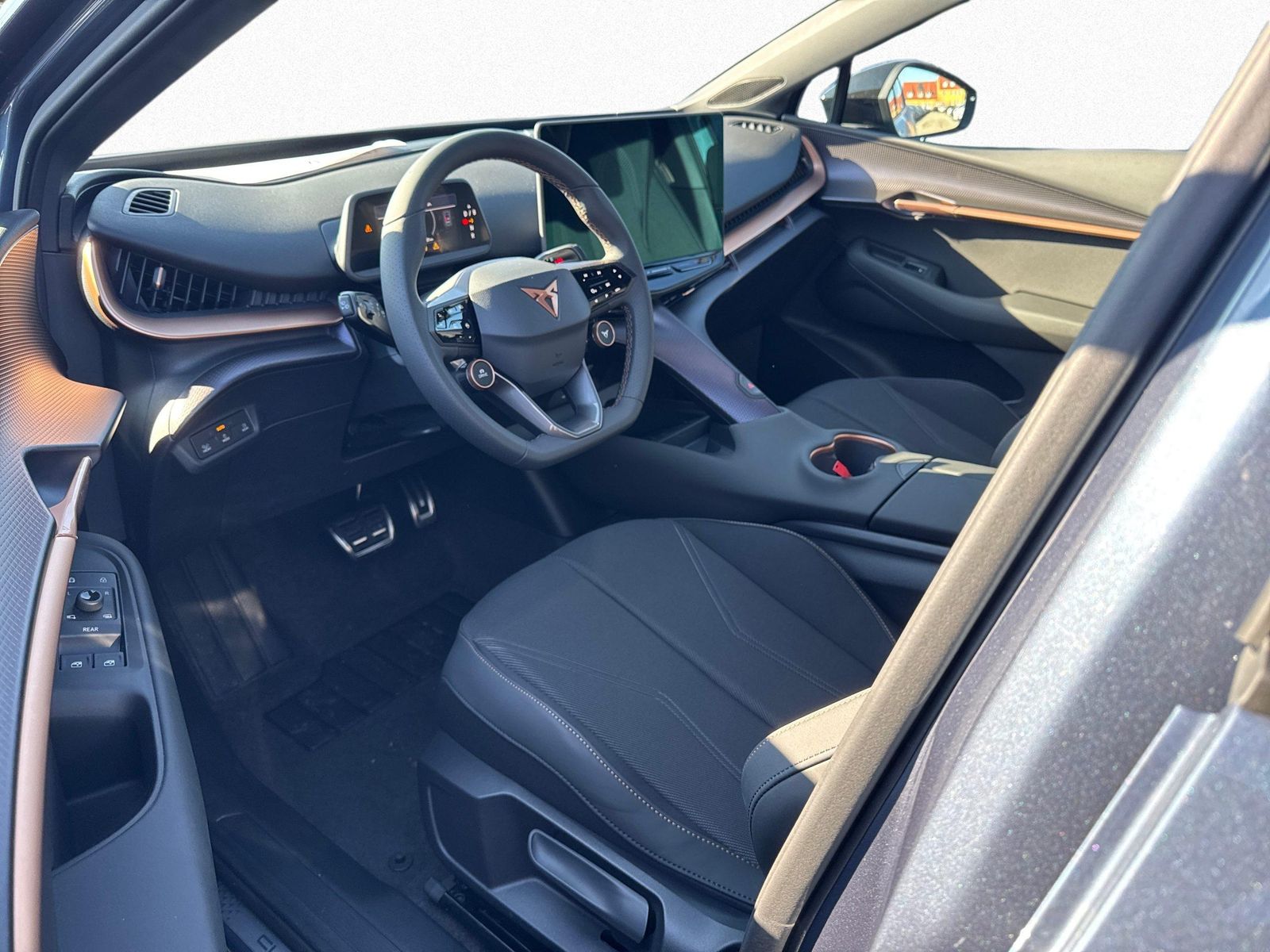 Cupra Tavascan - Bild 11