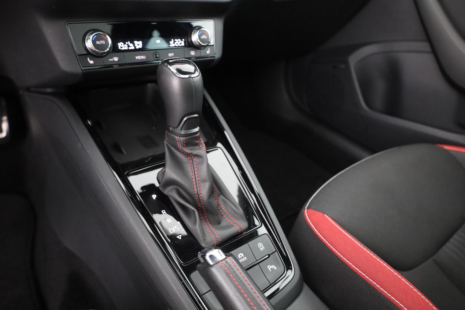 Skoda Scala 1.5 TSI DSG Monte Carlo LED Panorama Navi