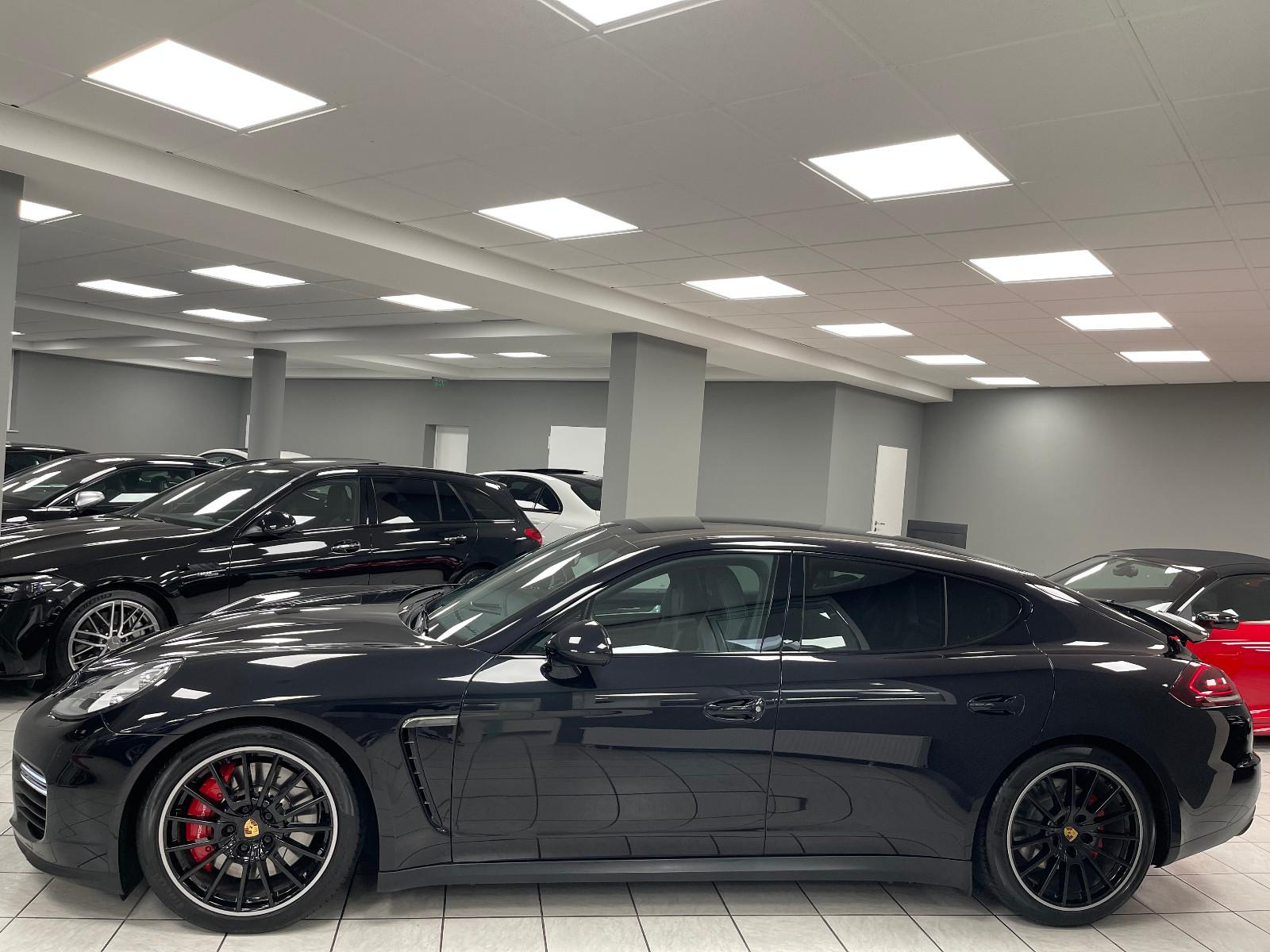 Porsche Panamera GTS | 2.Hand | Sport-Chrono | Carbon |