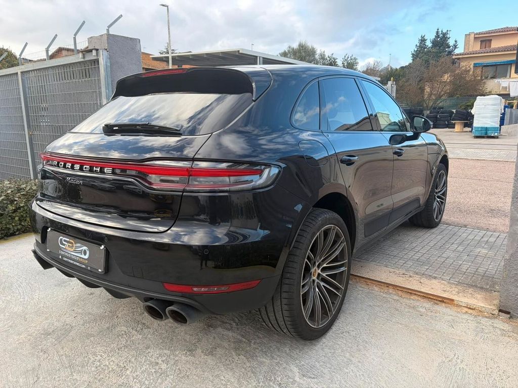 Image of Porsche Macan