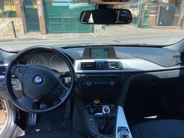 BMW 320 - 12