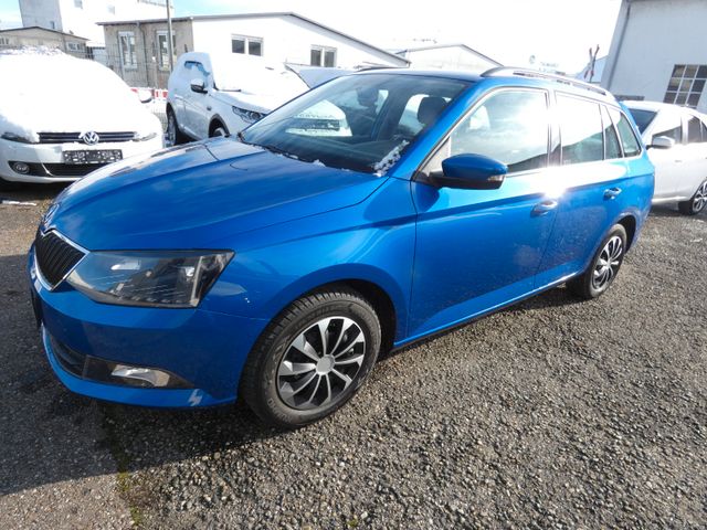 Skoda Fabia Combi Ambition " AHK ,8- fach Bereift