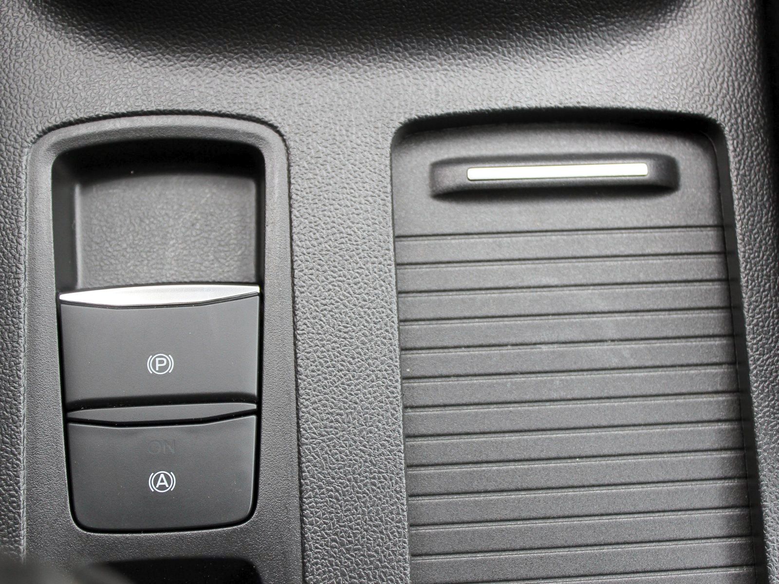 Fahrzeugabbildung Ford Focus ST-Line X 1,0 EcoBoost Mild Hybrid