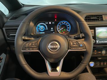 Nissan Leaf N-Connecta Winterpaket Allwetterbereifung