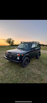 Lada Niva 4x4 Taiga Dotz Felgen - Lada Taiga von privat
