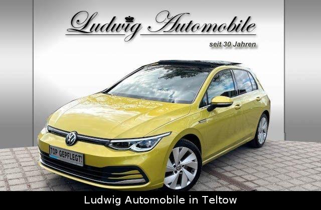 Volkswagen Golf VIII eTSI 1.Edition IQ.Light*Alcantara*Pano