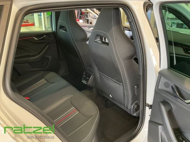 Fahrzeugabbildung SKODA Kamiq Monte Carlo 1.0 TSI Panorama LED LaneAssis