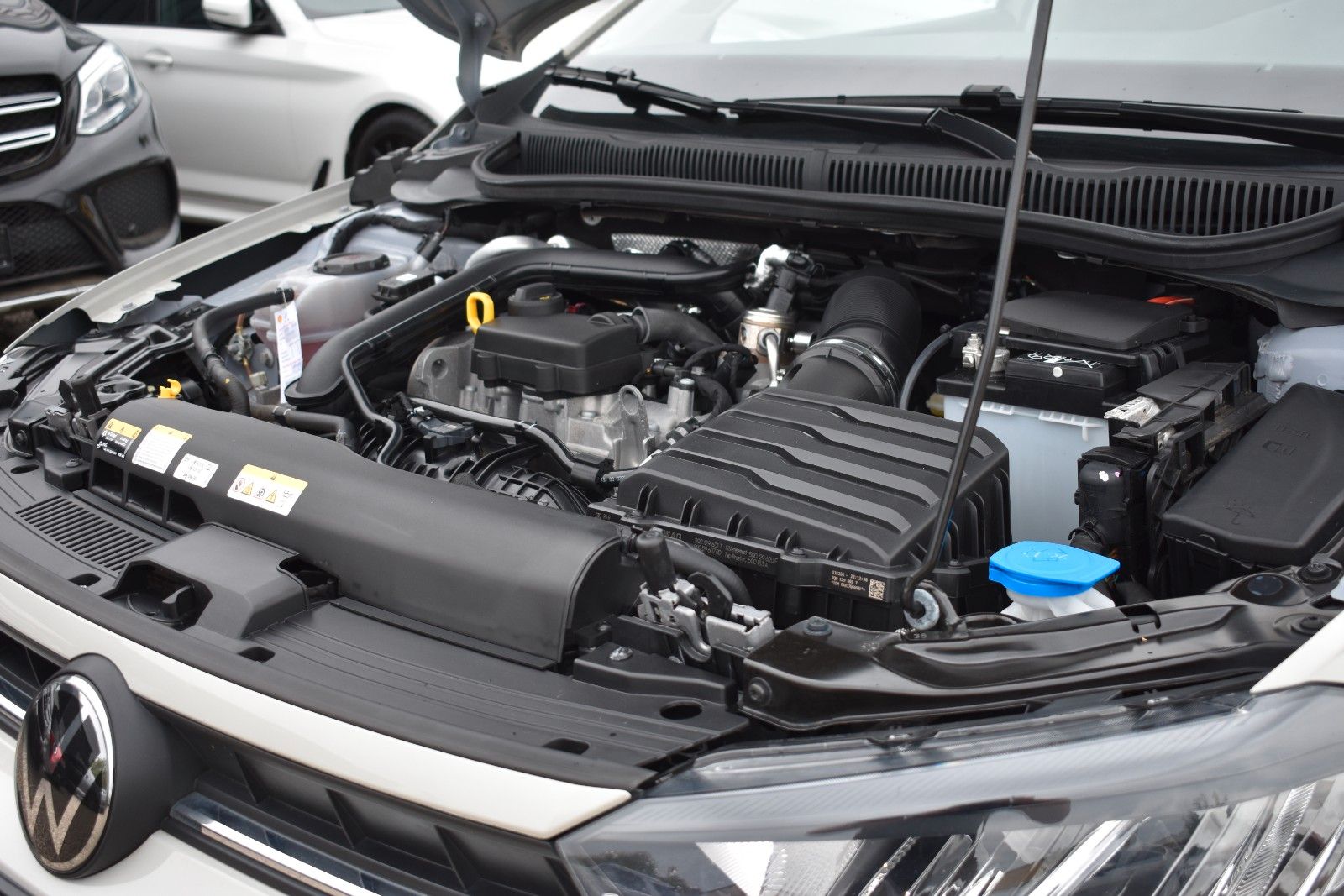 Fahrzeugabbildung Volkswagen Polo VI Goal LED/ACC//Klima/SHZ/SPEED INFO