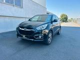 Hyundai ix35AWD Premium 4WD PANO/FACELIFT/AHK/KAM - Hyundai ix35: Allradantrieb, Automatik