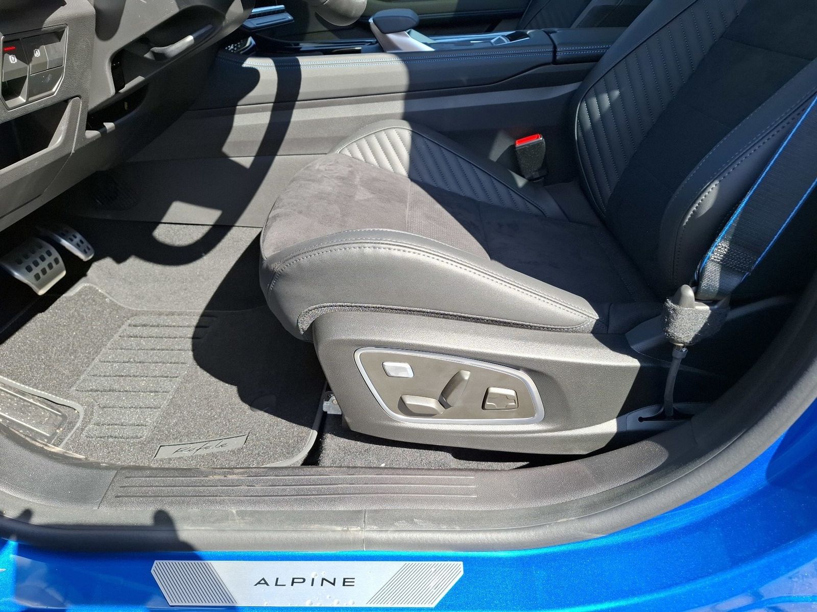 Renault Rafale - Bild 33