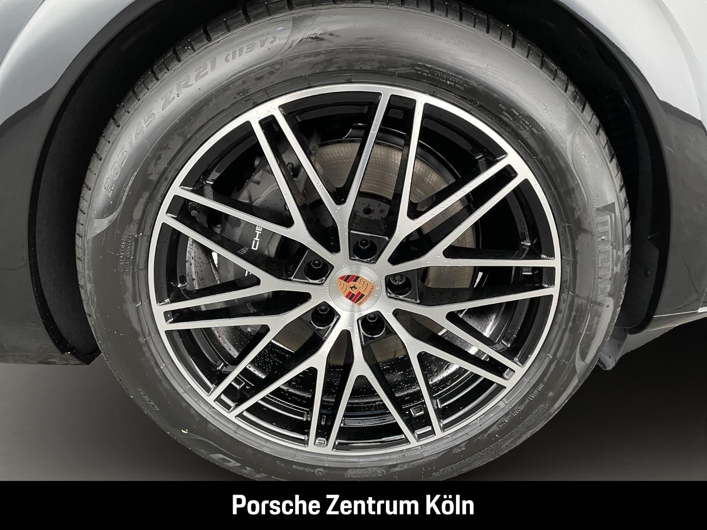 Porsche Cayenne E-Hybrid Coupe Black Edition InnoDrive