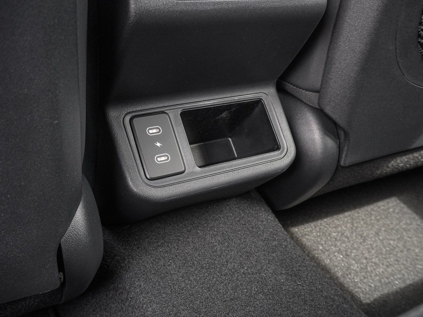 Kia K4 - Bild 18