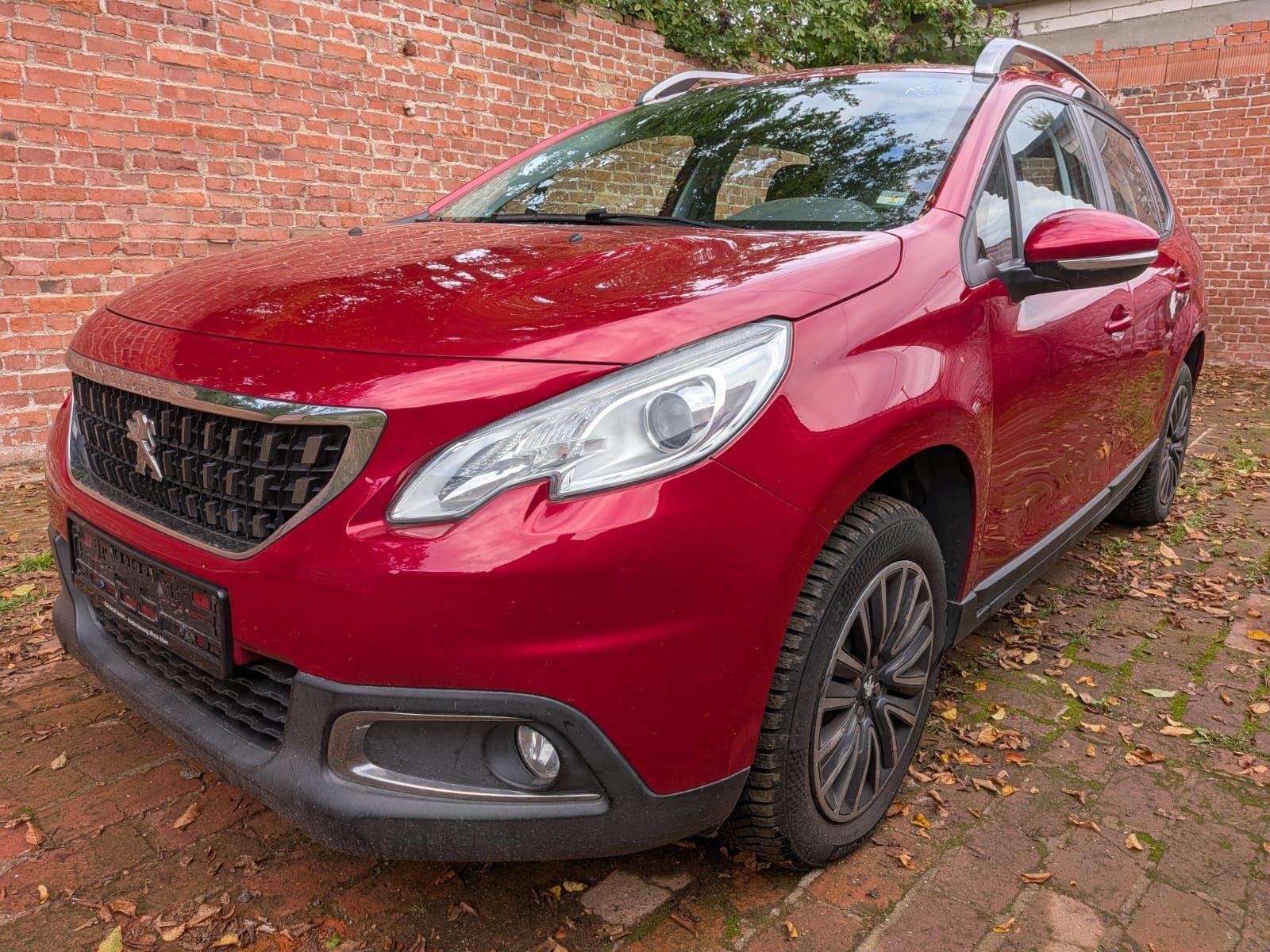 Peugeot 2008 Active 1.2 12V e-THP / PureTech Automatik
