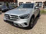 Mercedes-Benz GLC 300e 4M*MBeam*AHK*T-Leder*Kamera*Burmester* - mit Hybrid-Antrieb: Geländewagen