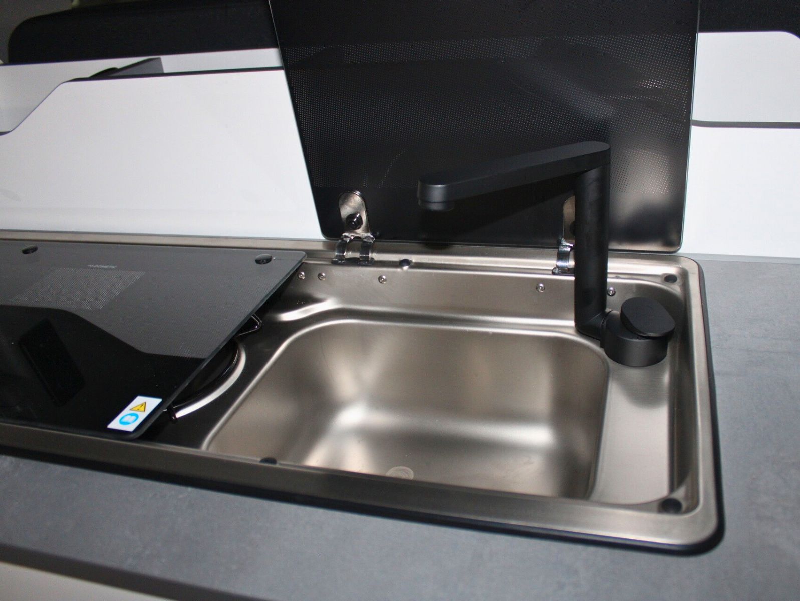 Fahrzeugabbildung Ford NUGGET L2 Titanium MARKISE + Aufstelldach SOFORT