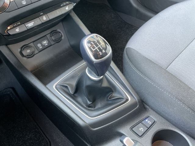 Fahrzeugabbildung Hyundai i20 1.0 Advantage Sitzheizung, Lenkradheizung